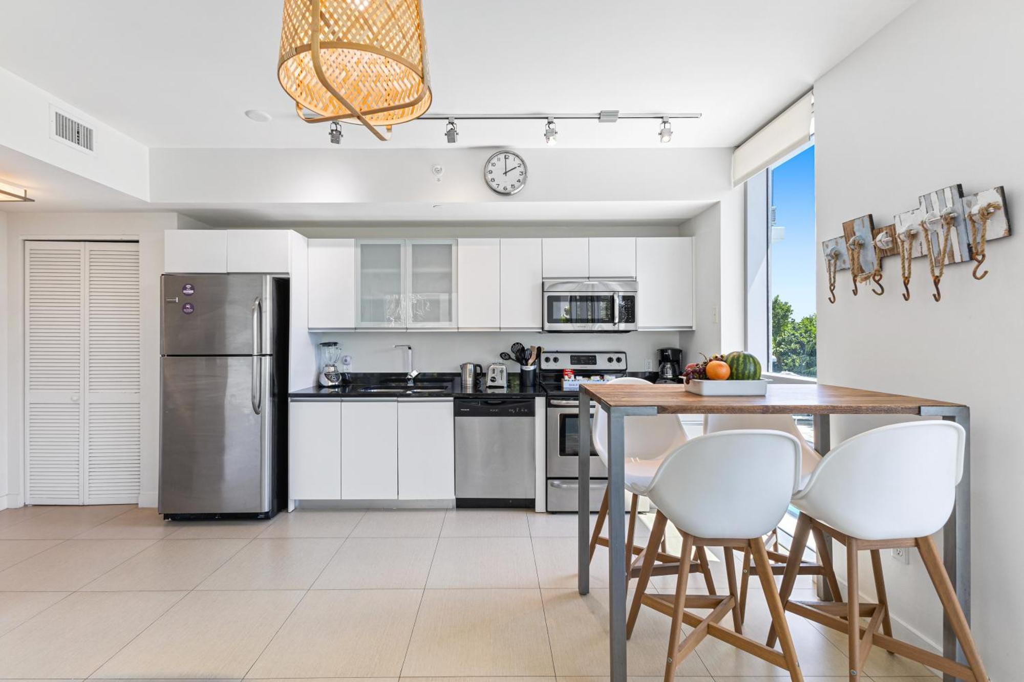 Dharma Home Suites Miami Beach At Monte Carlo 外观 照片