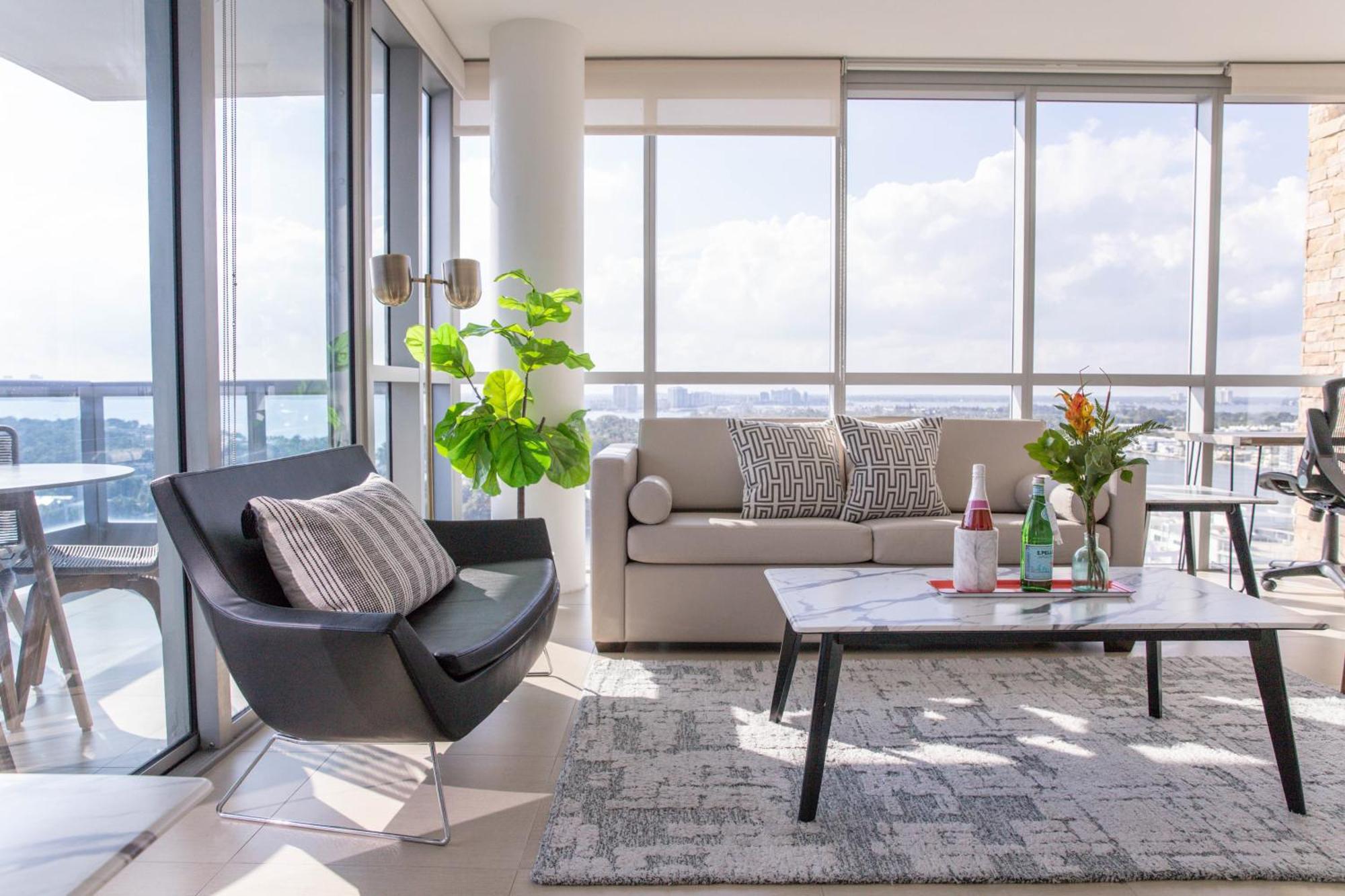 Dharma Home Suites Miami Beach At Monte Carlo 外观 照片